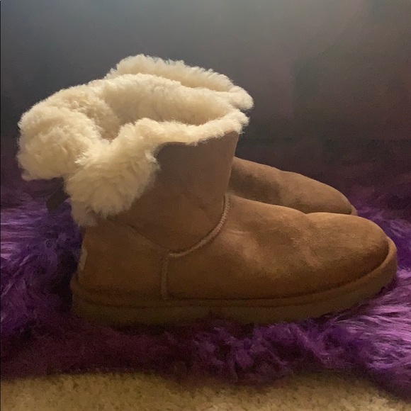 women’s chesnut uggs - Picture 2 of 3